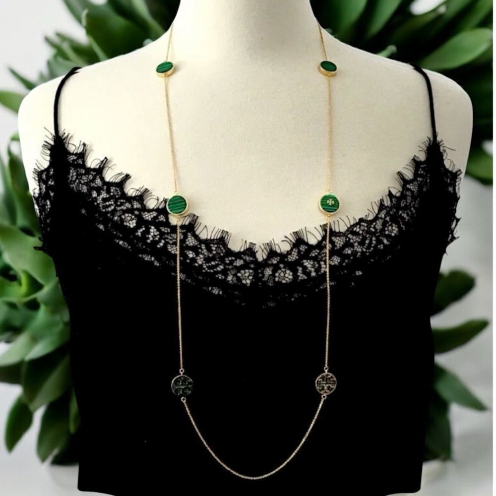 TORY BURCH DOUBLE T LOGO / MALACHITE NECKLACE